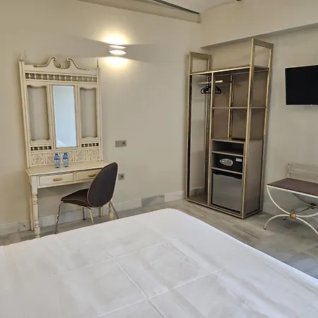 Yit卡萨大酒店 酒店 赫雷斯