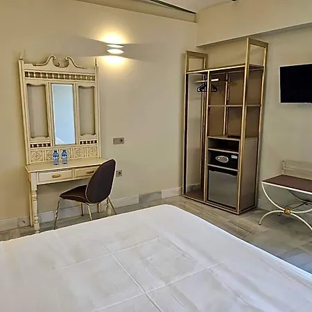Yit卡萨大酒店 酒店 4*