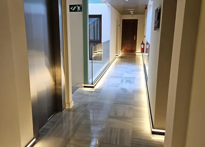 Hotel Yit Casa Grande 4*