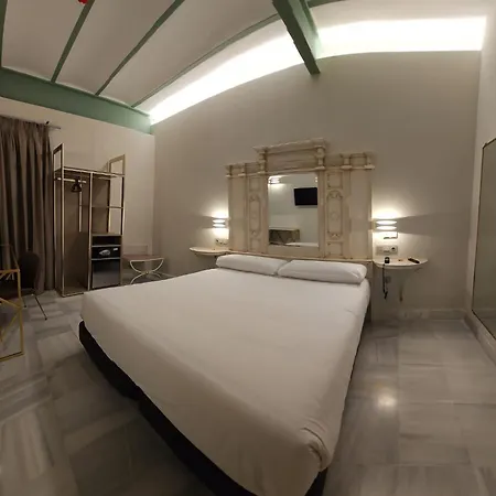 מלון Yit Casa Grande 4*