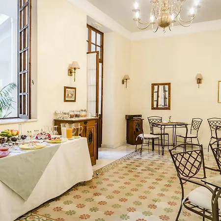 מלון Yit Casa Grande